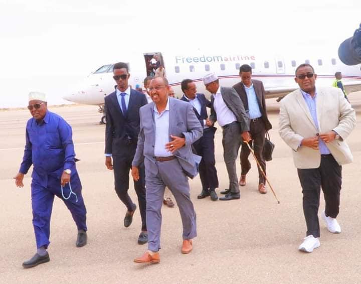 Socdaalkooda Garoowe.jpg